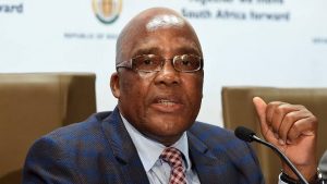 Aaron Motsoaledi – Biography, Age, Wife, Career & Net Worth